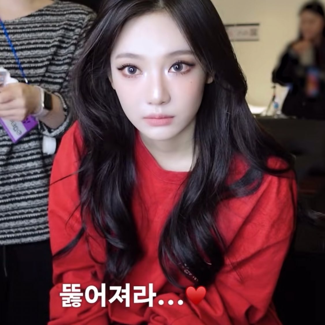ningshourly's tweet photo. SHE’S SO PRETTY https://t.co/FQF6374ok1