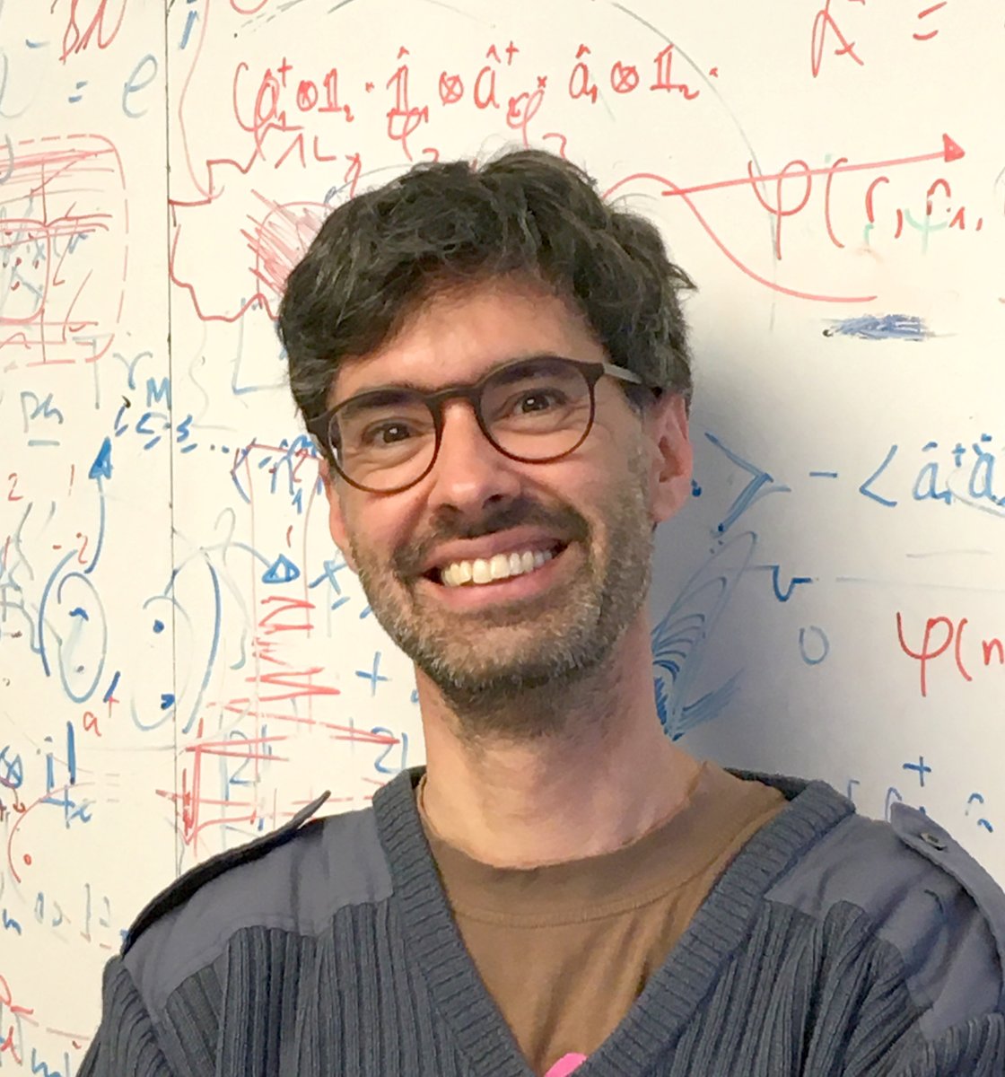 🚨Transfer news from the Schilling Group⚽
We’re really excited to welcome Markus Penz as our new Senior Researcher!
He brings top tier skills in functional theories and electronic structure theory🧙‍♂️🧪
#QuantumChemistry #NewSigning