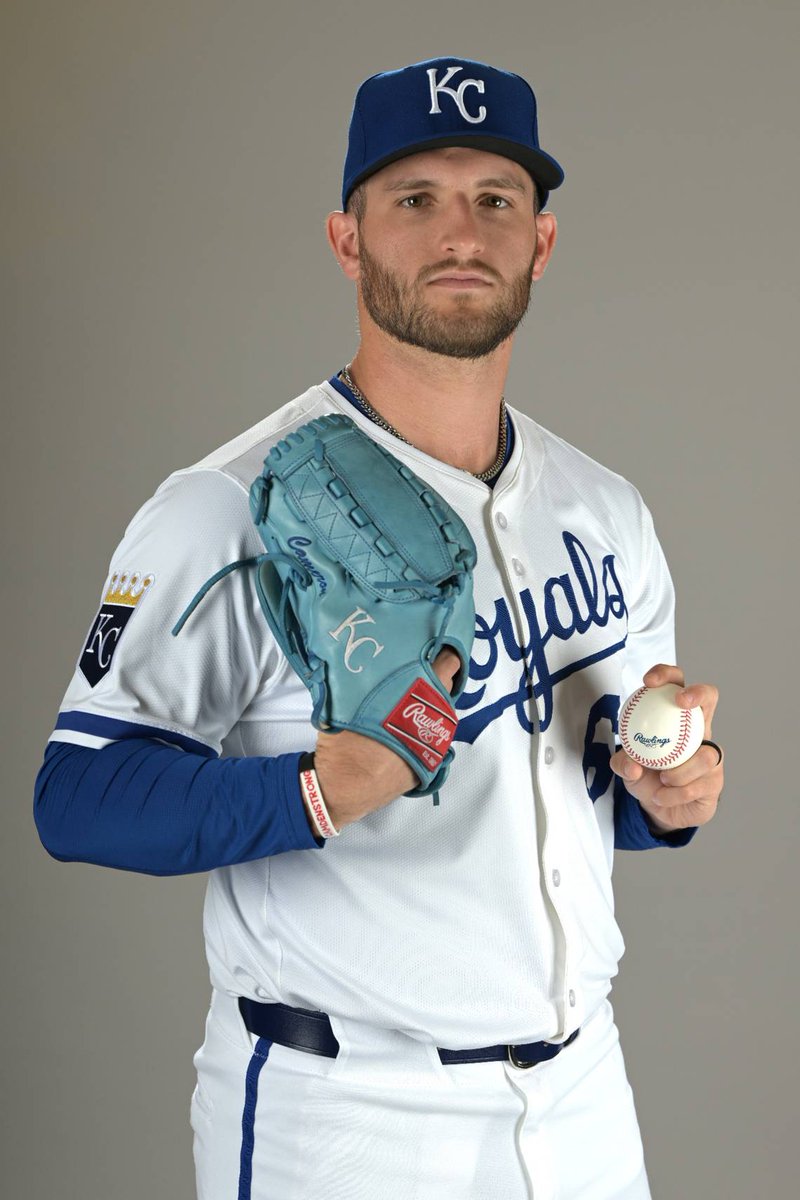 🚨MLB DEBUT🚨

2020 Willmar Stinger <a href="/Noahcameron05/">Noah Cameron</a> is making his first big league start tonight for the <a href="/Royals/">Kansas City Royals</a>!

Cameron joins <a href="/brookslee22/">brooks lee</a> &amp; <a href="/KyleTMazardo/">Kyle Manzardo</a> as the 3rd member of the 2020 roster to make his debut in the <a href="/MLB/">MLB</a> 

#StingEm