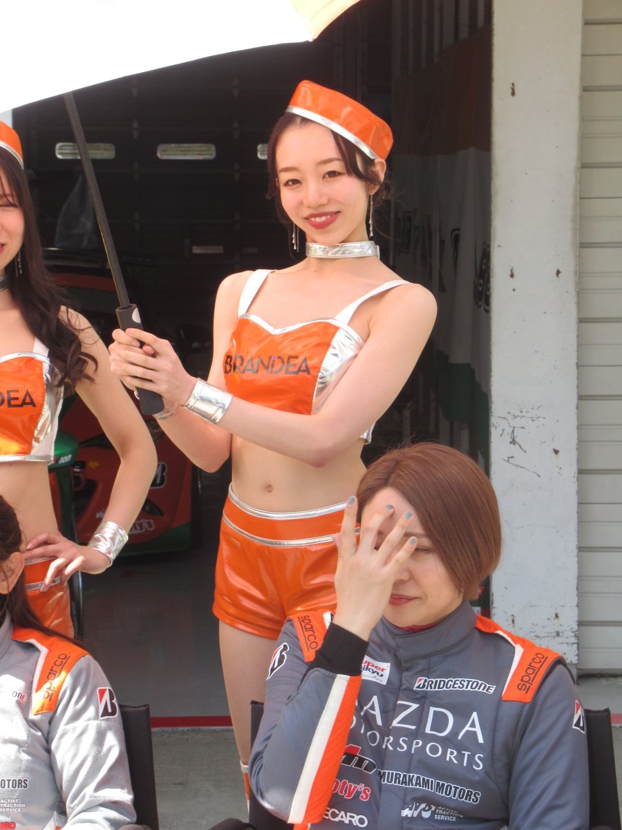 y50m6rb6ffjxi71's tweet photo. 2025.4.27 #SUPER耐久 Rd.2 ピットウォーク
#クイーンズエンジェルス
#成瀬亜美 さん(@ami_naruse_ )
撮影させていただきありがとうございました🙇♂️
#村上モータース
#queensstudio
#SUPER耐久2025
#スーパー耐久
#S耐
#RQ #レースクイーン
#鈴鹿サーキット https://t.co/kJLhxW72f7