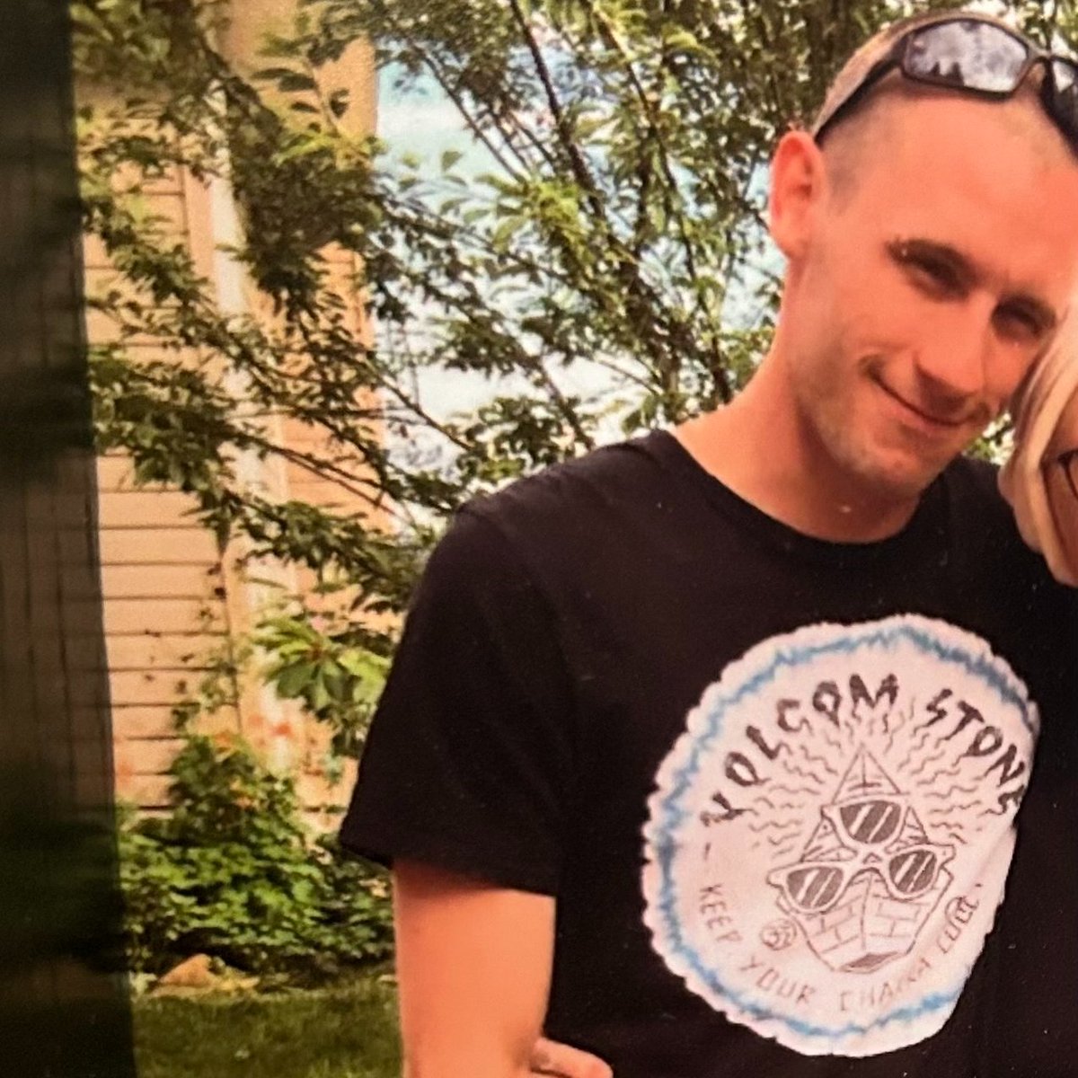 Missing man &amp; dog #yeg: Brenden Taylor, 34 y/o last seen April 27 near 91 St and 71 Ave. Is 5’11, light brown, greying hair and short facial hair. Police say Brenden was wearing a brown jacket over a grey hoodie, green camouflage pants and a ball cap. White dog Milly missing too