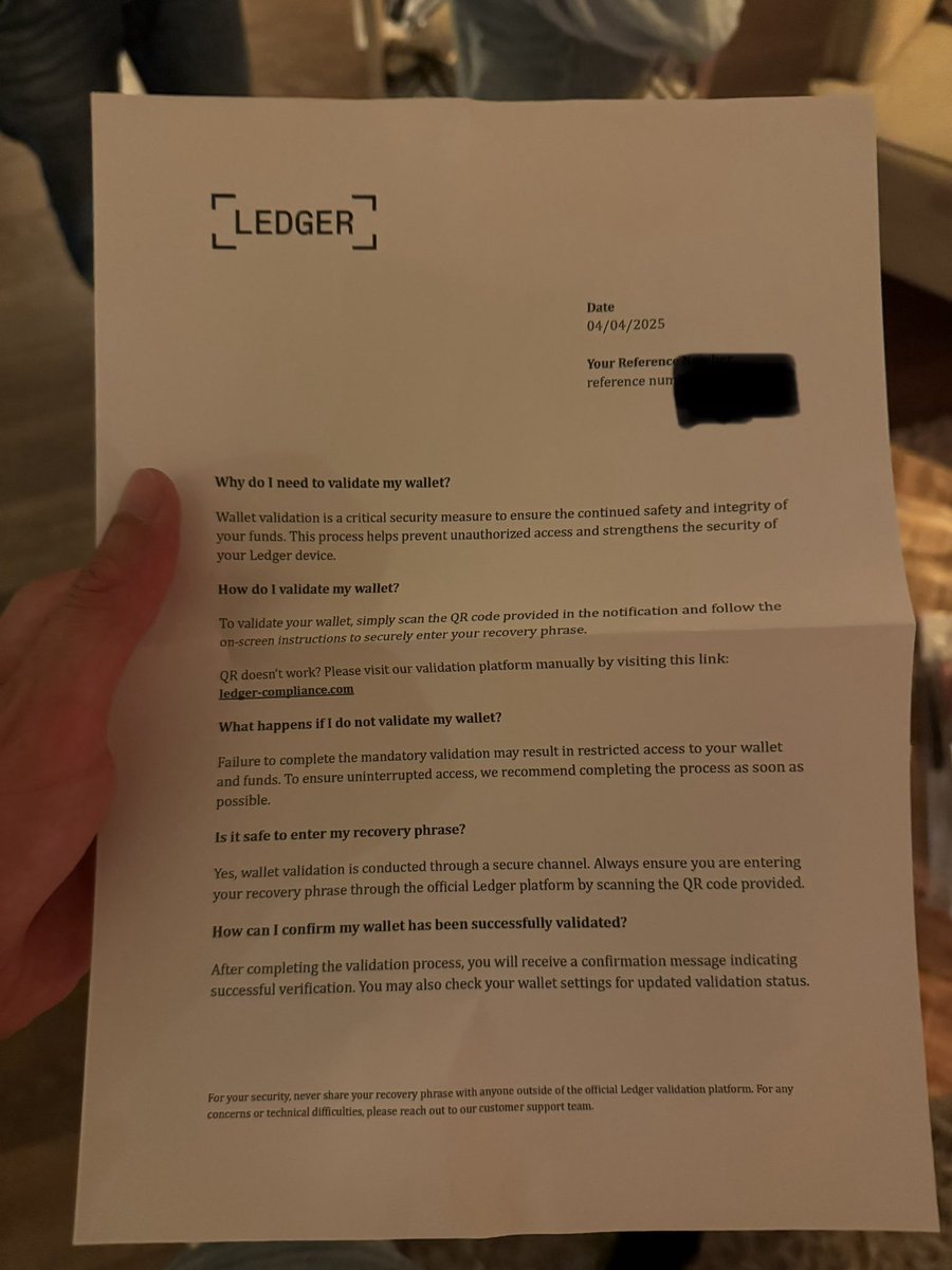 🚨ALERT: Scammers are mailing fake letters to Ledger users, pretending to be the company, and asking for seed phrases through QR codes for a supposed "critical security update."

Ledger has confirmed this is a scam and reiterated that Ledger will never call, DM, or ask for your