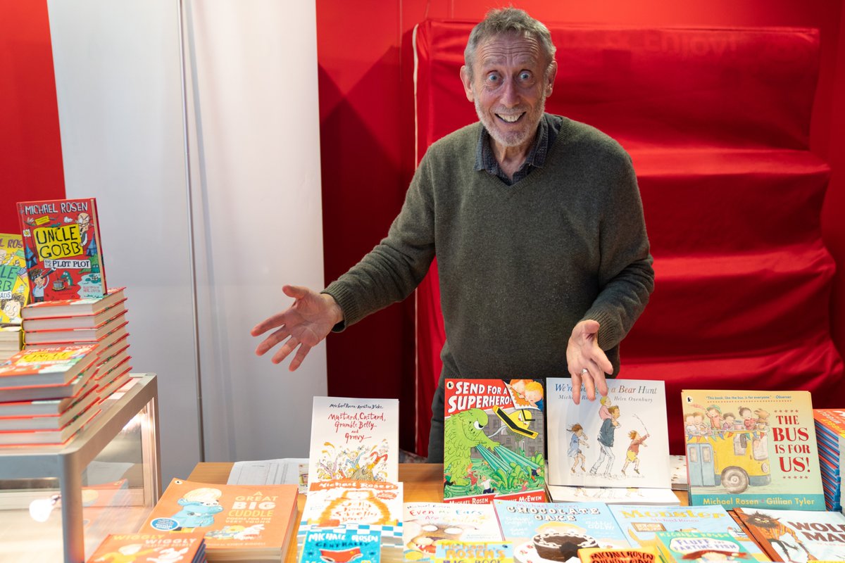 ChildrensBkShow's tweet image. This time tomorrow! @MichaelRosenYes will launch the autumn 2025 programme of #TheChildrensBookshow in a free online event. Michael will also share advice on building a thriving #readingculture in your #school. Book your place now 👉 bit.ly/42fFRen #teachers #literacy