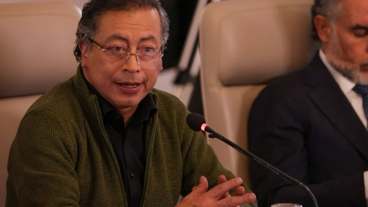 En jornada clave para tasas de interés, presidente Petro responsabiliza a Banco de la República por aumento del gasto público dataifx.com/post/en-jornad…