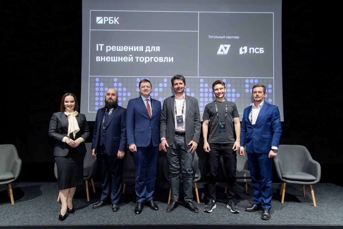 AndreyFilippov's tweet photo. Had a great discussion on the digitalization of foreign trade. I shared our approach to analyzing priority countries and industry trends, along with some of our key digital solutions — like the International Business Navigator and the best practices platform - ТехЛид.рф https://t.co/jLvQAMSjFf
