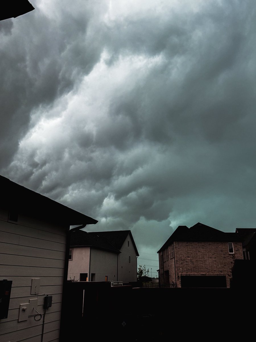 𝐁 𝐑 𝐀 𝐃 𝐘 𝐉. tweet media