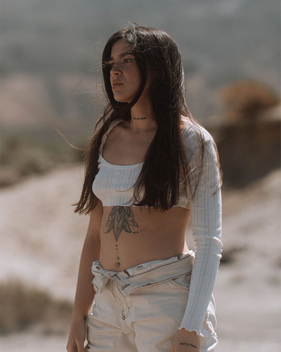 De <a href="/veragrv__/">Vera</a> y <a href="/ToniAnzis/">Toni Anzis</a> directo a nuestro 💘

¿Quién por aquí que ya haya escuchado ‘CURA PARA MI ALMA’?