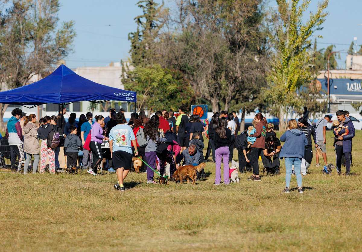 🐶 ¡Celebramos el Día del Animal!

Compartimos una hermosa jornada en el Parque Metropolitano, celebrando el vínculo con nuestras mascotas. Juegos, risas y muchas actividades recreativas nos unieron en un día especial junto a nuestros vecinos.

#Maipúcrece #stevanato