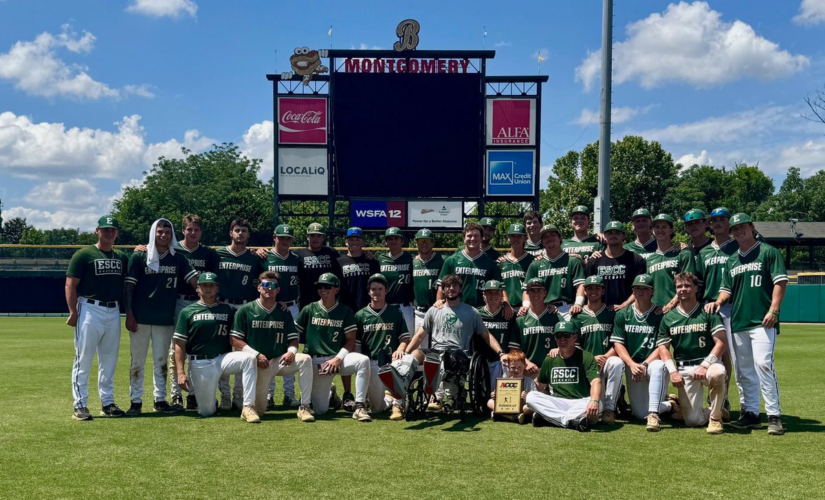 coachbfric's tweet image. Such a special group of men. Love each and every one of them not because of their success but because of the men they became. Thankful for the opportunity to lead them.
@EnterpriseState @weevilathletics