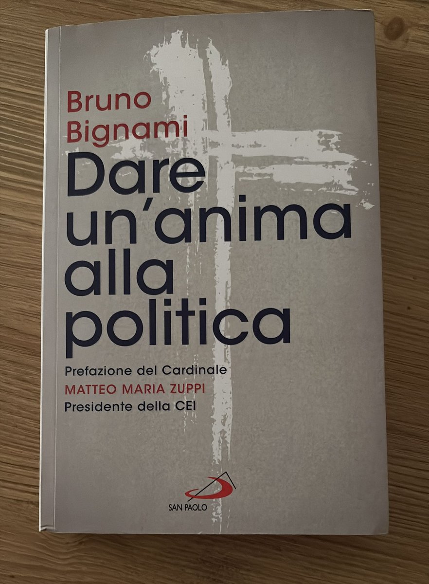 Ieri a Lungro, ho partecipato alla presentazione del libro del direttore dell’ufficio per i problemi sociali e del lavoro della Cei, don Bruno Bignami, “Ridare un’anima alla politica” organizzata dal Movimento Cristiano Lavoratori. Ve lo consiglio!