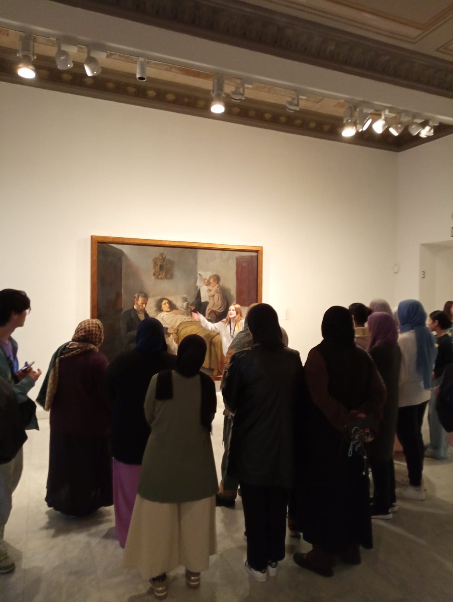 fundaciobayt's tweet photo. Les dones de Raisa han visitat el @museupicasso, on han pogut reflexionar entorn a les obres que hi han vist i també han fet una activitat de pintura. Coneixem l'entorn i fomentem un espai de coneixement de la llengua.

Coneixes el projecte Raisa? 👉 https://t.co/SzwlWLdDXH https://t.co/Kx3OYywLMn