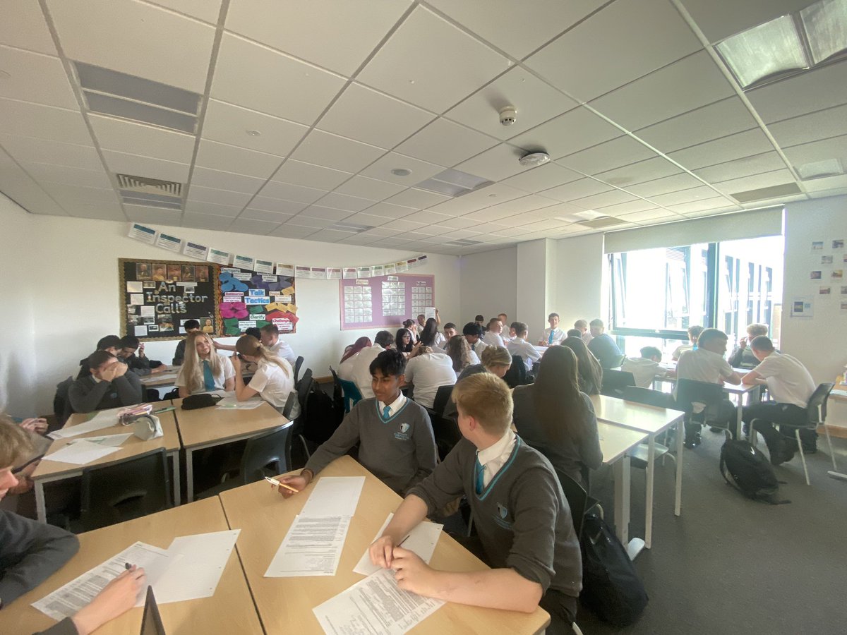 Languages, Literacy and Communication (@tonyrefailllc) on Twitter photo A HUGE turnout for Year 10 after school tuition. Almost 50 students! A-MA-ZING π€©π΅οΈββοΈ<a href="/TonUpperSchool/">TonyrefailCS Upper School</a> A HUGE turnout for Year 10 after school tuition. Almost 50 students! A-MA-ZING π€©π΅οΈββοΈ<a href="/TonUpperSchool/">TonyrefailCS Upper School</a>