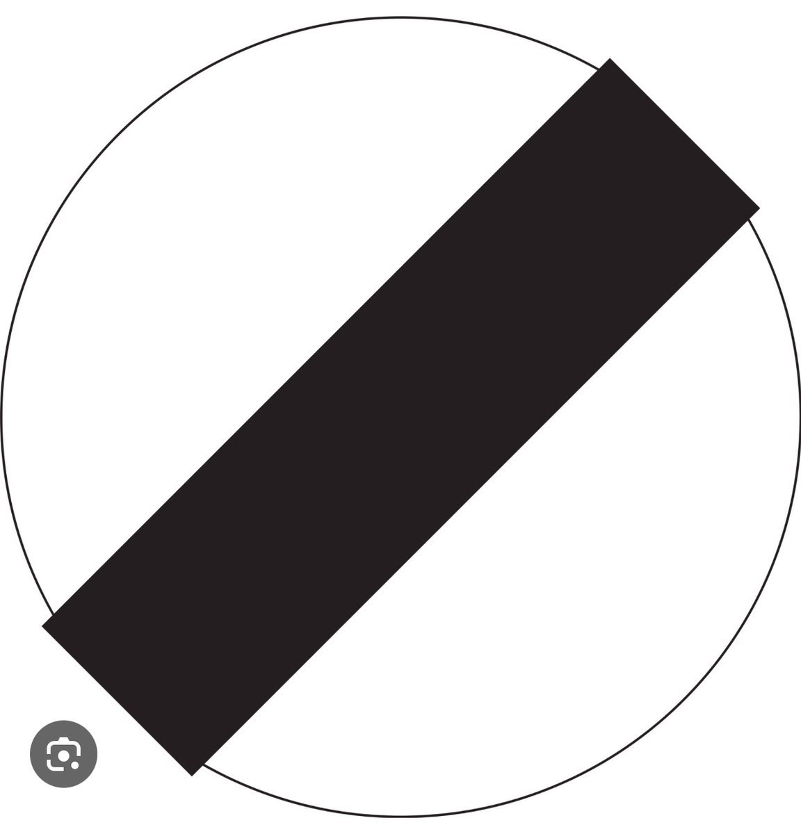 niknots10's tweet photo. Fucking shite these btw. Just tell me the speed limit don’t need a jamie xx album cover to tell me ‘it could be 60 or 70 just depends on the road’
Waste of fucking time https://t.co/b2LBdnjdFo