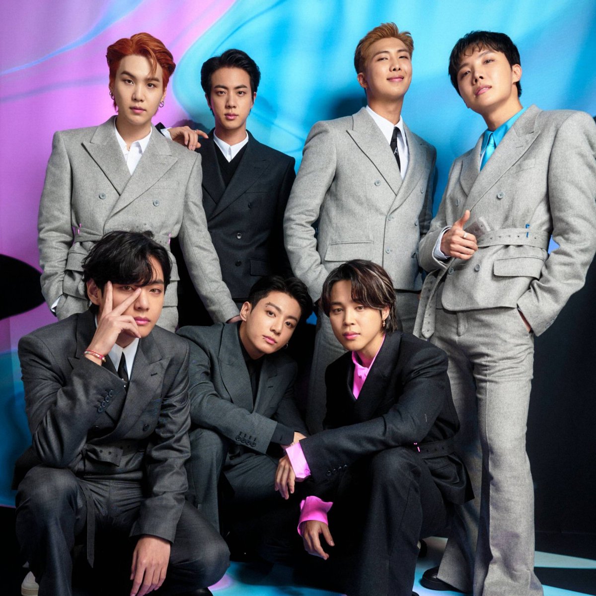 philconcerts's tweet image. BTS will finally reunite next month! 💜