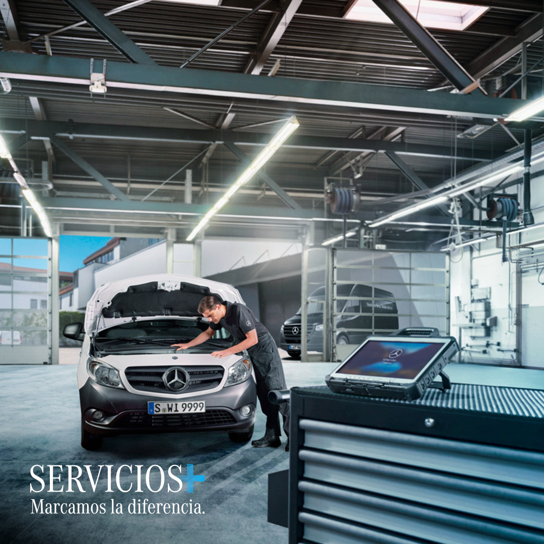 En Mercedes-Benz ExpressService sabemos que el tiempo es dinero. Así que ponemos a dos técnicos trabajando simultáneamente en tu furgoneta para que esté lista lo antes posible. 

#MercedesBenz #ExpressService