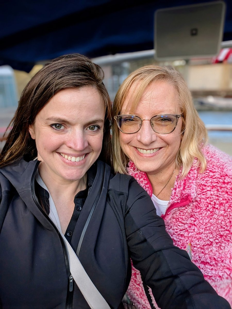 A couple of our marketing team members are at #B2BOnline this week, soaking up all the latest B2B marketing knowledge! ✨🧠
Big things are happening — stay tuned! 🙌

#B2BOnlineChicago #B2BOnline #B2BMarketing #AlwaysLearning #StayCurious