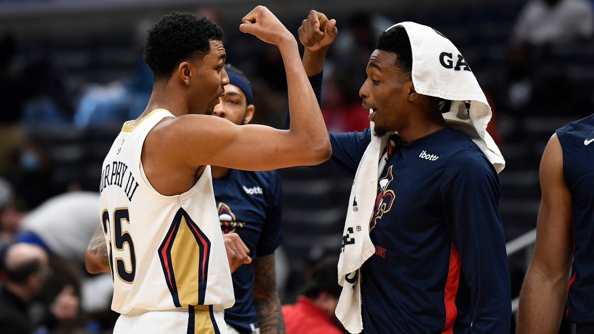 Pelicans Lead tweet media