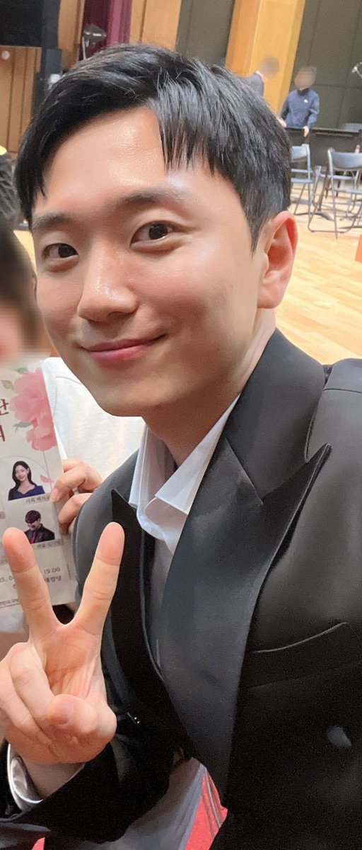 waitfor_woorim's tweet image. 고우림 전역까지 18일 남았습니다
입대 D+528