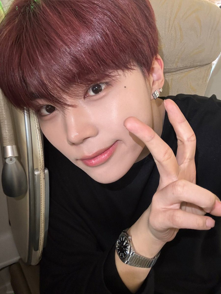 Sage โ๏ธ (@gunwookyz) on Twitter photo me & twin ๐ฅ
#ZRSD #Zerose_Selca_Day #ZEROSESELCADAY #์ ๋ก๋ฒ ์ด์ค์ #ZB1 #ZEROBASEONE #GUNWOOK #PARKGUNWOOK #๋ฐ๊ฑด์ฑ <a href="/ZB1_official/">ZEROBASEONE</a> me & twin ๐ฅ
#ZRSD #Zerose_Selca_Day #ZEROSESELCADAY #์ ๋ก๋ฒ ์ด์ค์ #ZB1 #ZEROBASEONE #GUNWOOK #PARKGUNWOOK #๋ฐ๊ฑด์ฑ <a href="/ZB1_official/">ZEROBASEONE</a>