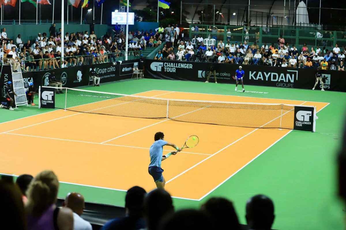 Nous sommes fiers d’avoir été partenaire du « CÔTE D’IVOIRE OPEN », le tout premier tournoi ATP Challenger 50 organisé en Afrique de l’Ouest, qui s’est tenu à Abidjan du 14 au 27 avril 2025.
A travers cet engagement, le Groupe COFINA réaffirme sa volonté de soutenir des