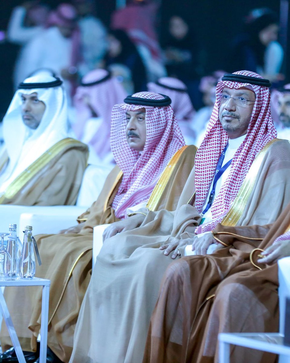 ماجد الفياض (@malfayyadh) on Twitter photo سعدتُ اليوم بحضور أعمال #المؤتمر_السعودي_لزراعة_الأعضاء2025، الذي يُقام في الرياض برعاية أخي معالي وزير الصحة <a href="/FahadAlJalajel/">فهد الجلاجل</a>.
يسهم المؤتمر في تعزيز مكانة المملكة كوجهة رائدة في مجال زراعة الأعضاء، ويستعرض أبرز إنجازات المملكة في هذا المجال. سعدتُ اليوم بحضور أعمال #المؤتمر_السعودي_لزراعة_الأعضاء2025، الذي يُقام في الرياض برعاية أخي معالي وزير الصحة <a href="/FahadAlJalajel/">فهد الجلاجل</a>.
يسهم المؤتمر في تعزيز مكانة المملكة كوجهة رائدة في مجال زراعة الأعضاء، ويستعرض أبرز إنجازات المملكة في هذا المجال.