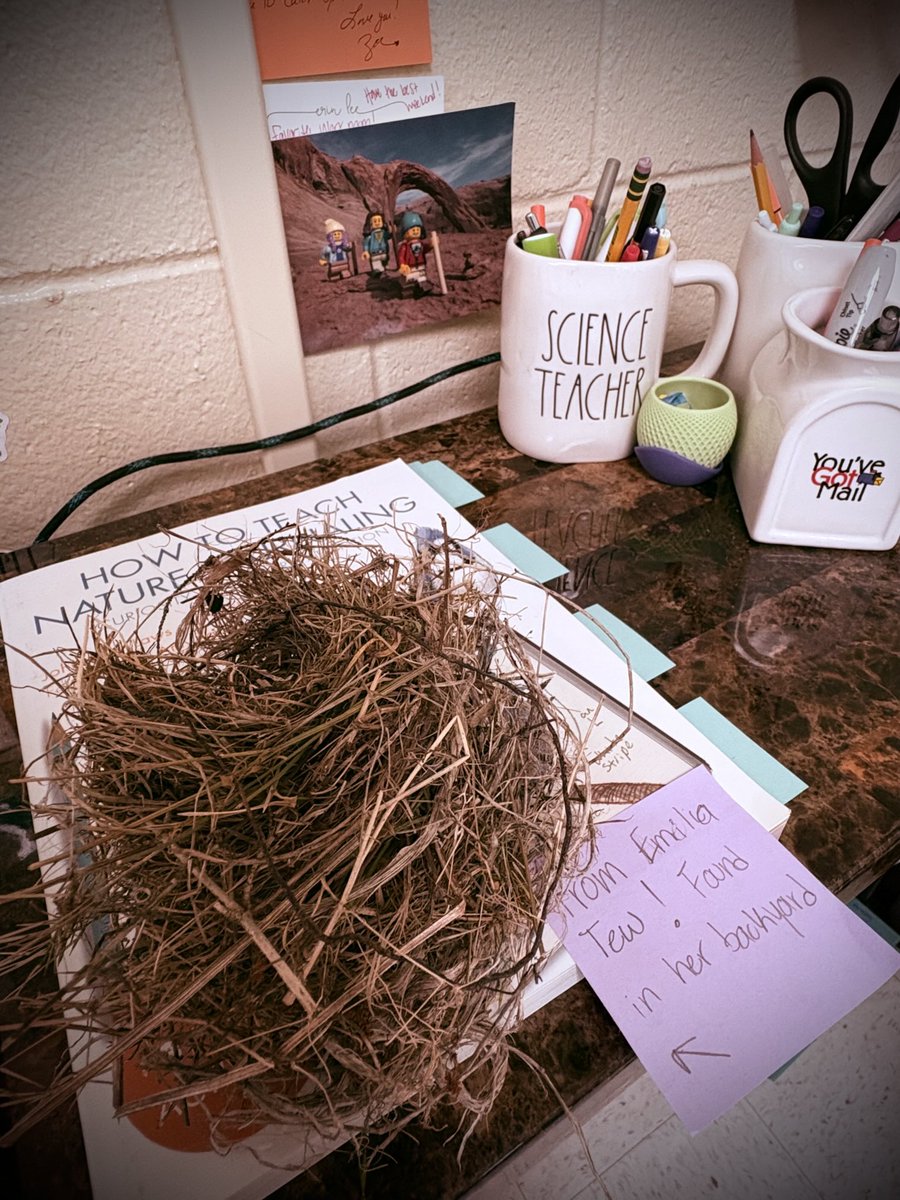 The gifts I receive on my desk from the students. ♥️ #scienceteacher