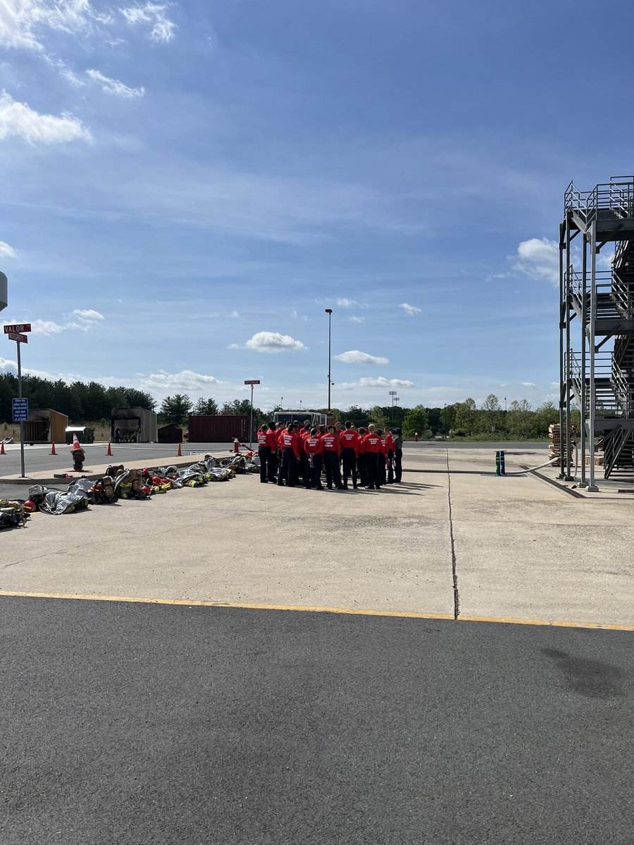 LCFR-DC690 (@lcfr_dc690) on Twitter photo Fire behavior for <a href="/LoudounFire/">π³πππ
πππ ππππ πΉπππππ</a> #RC47. #everydayisatrainingday #firefighters Fire behavior for <a href="/LoudounFire/">π³πππ
πππ ππππ πΉπππππ</a> #RC47. #everydayisatrainingday #firefighters