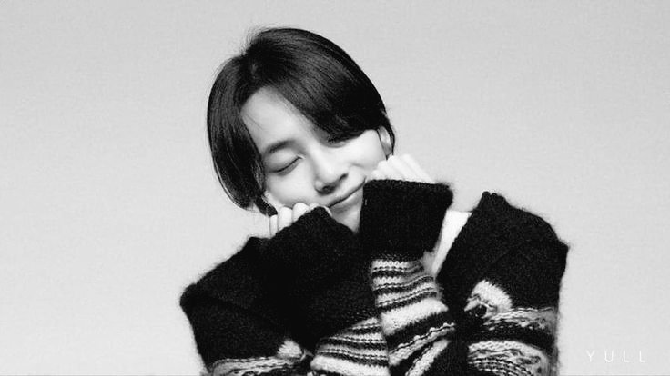 ynjeonghanpics's tweet photo. another day of missing you, jeonghan https://t.co/HUrV8bSEv2