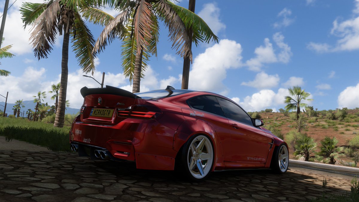 MirkoGTR's tweet photo. My custom design BMW M4 (2014) 📸 #ForzaHorizon5 #Forza5 #Forzashare #BMW #BmwM4 #BmwM4F82 #Mpower #mperformance #cambergang #speedhunters #StanceWorks #Stanced #stancenation #fitment https://t.co/nRHrgnY20d