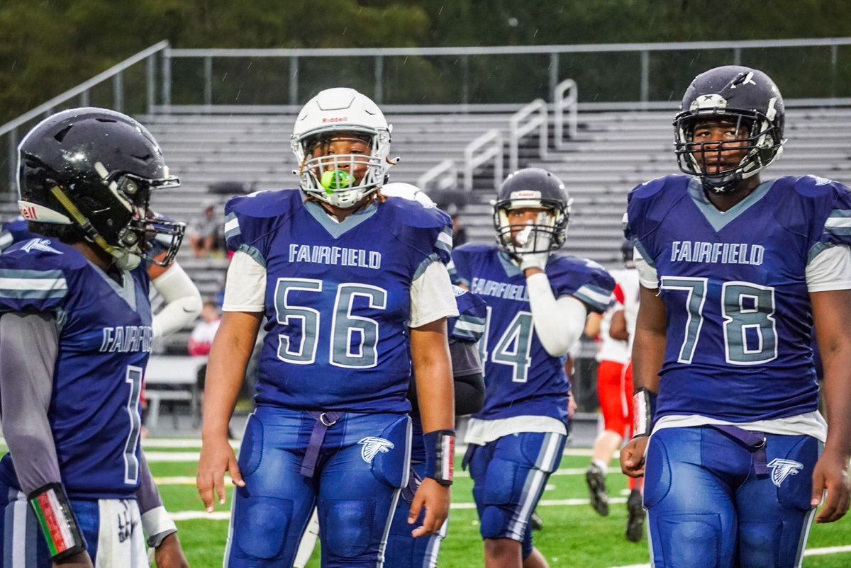 1life2doit's tweet photo. Nothing Given!! Everything Earned❤️ Varina High School @VHS_BlueDevils Class of  2029 6’1 230 Tre Taylor !!! #56 https://t.co/epp5ZIM6OD