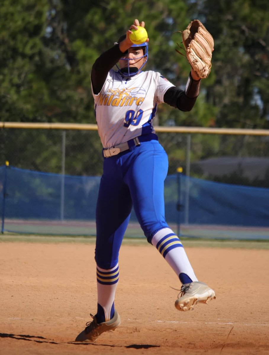 Wildfire18u's tweet image. Recognition for our hard-working players over the last month by @ExtraInningSB.  Congrats to 2029 #99 @elaina_g99 regionally ranked in the southeast at #65.  Keep griding kiddo your hard work is paying off. #catchingwildfire  #WiFiNation @SBRRetweets @CoastRecruitsSB @TopPreps