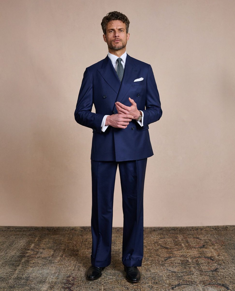 ArticlesofStyle's tweet photo. Wedding season is around the corner - time to show up in style.
https://t.co/Iqurd2AbIW
#menswear #weddingstyle #tailoring #capsulewardrobe #slowfashion #articlesofstyle https://t.co/d9h35W2Gg8