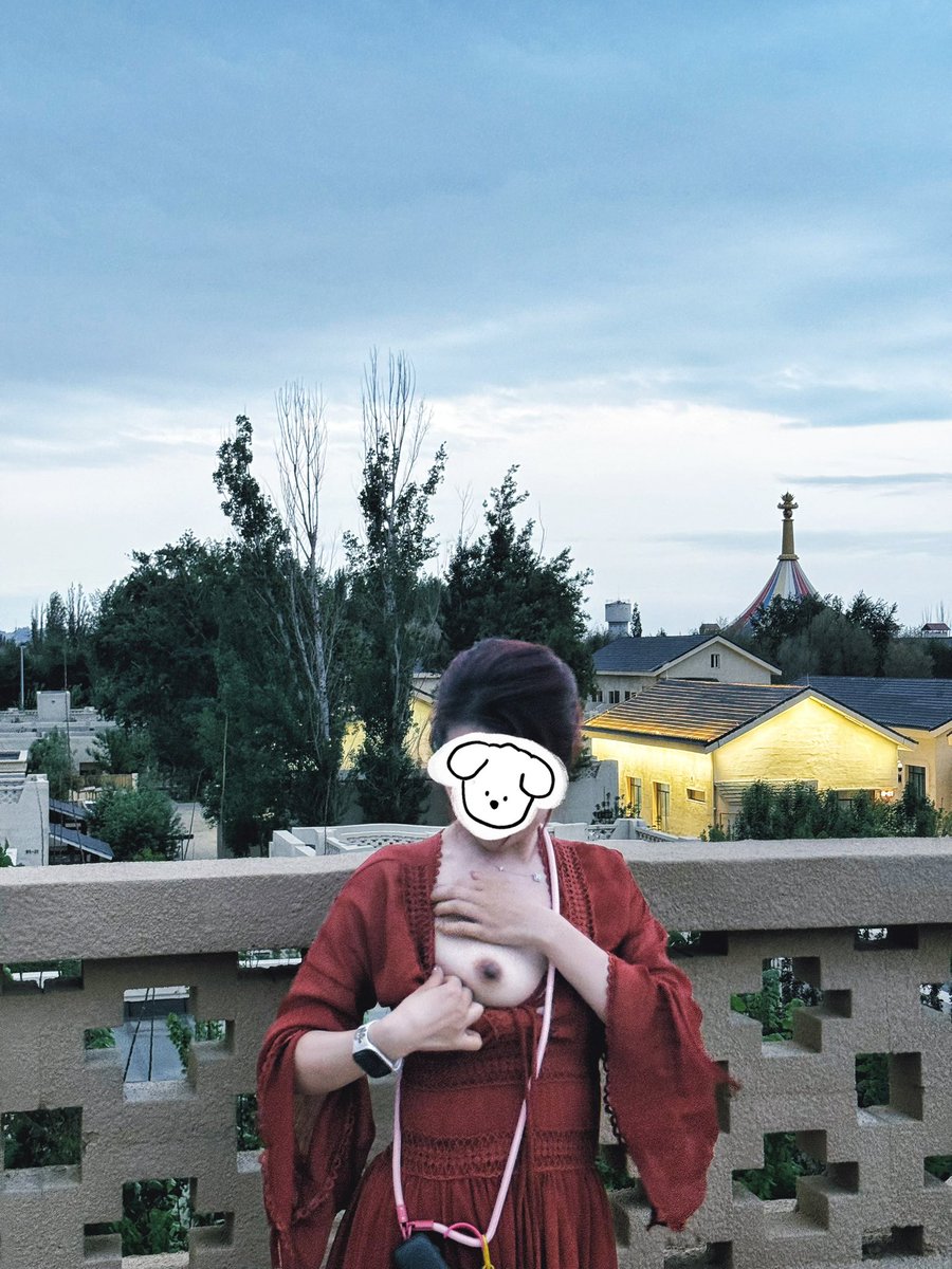 刚发完烧就来姨妈了 🥵
我就说这两天怎么变得瑟瑟的

@luchu888 
@ypzs888 https://t.co/wT60cCIINZ