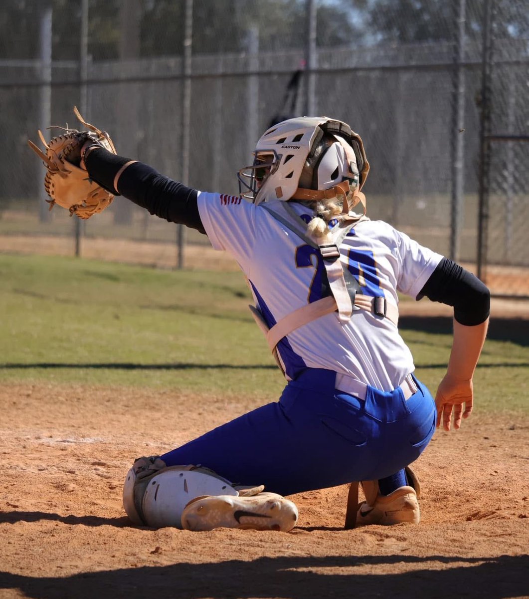 Wildfire18u's tweet image. Recognition for our hard-working players over the last month by @ExtraInningSB.  Congrats to 2027 #24 @dpcsoftball24 regionally ranked in the southeast at #13.  Stay the course kiddo, hard work is paying off. #catchingwildfire  #WiFiNation @SBRRetweets @CoastRecruitsSB @TopPreps