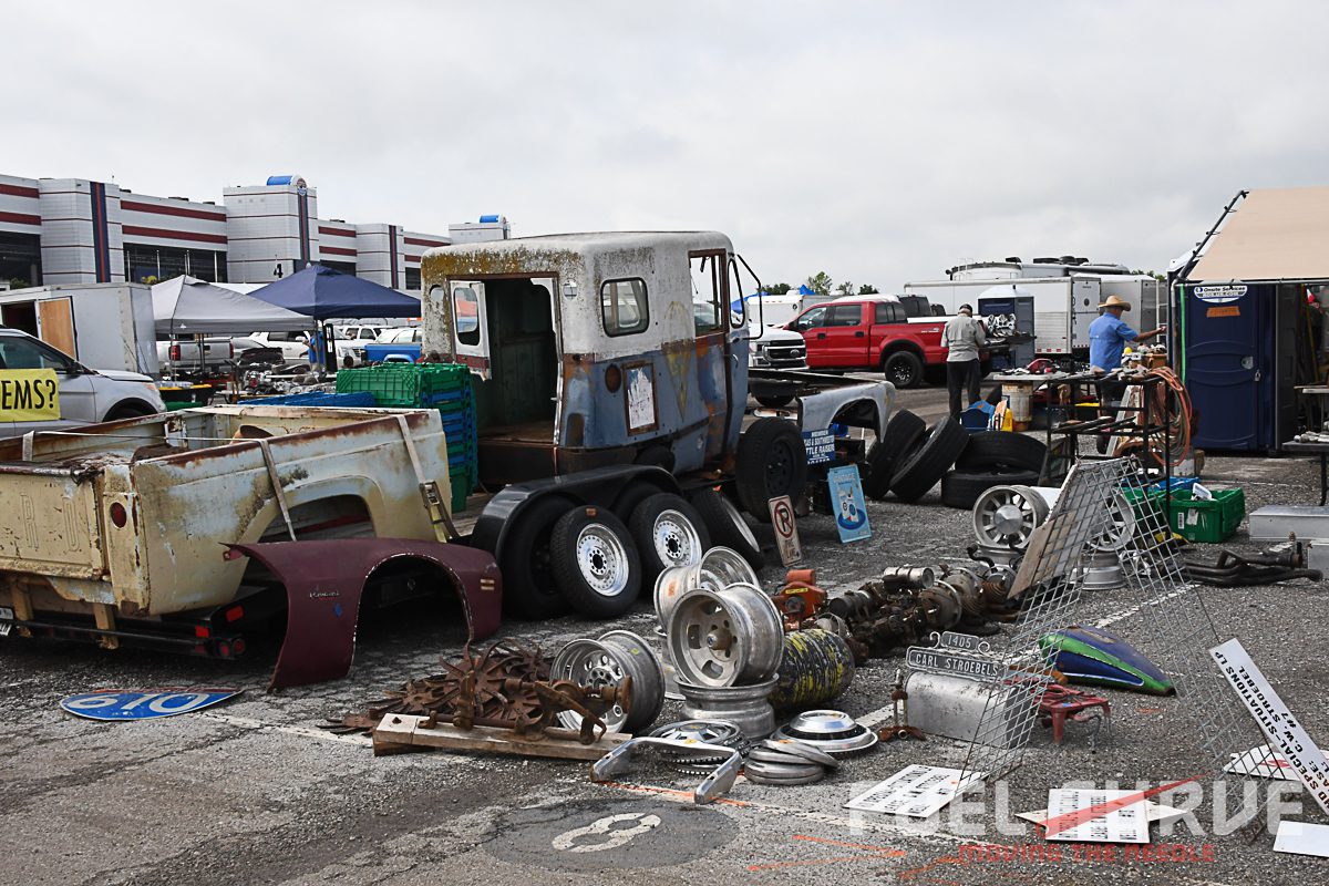 Vintage Parts in Texas – A Gallery from the Historic Pate Swap Meet.

fuelcurve.com/pate-swap-meet…
