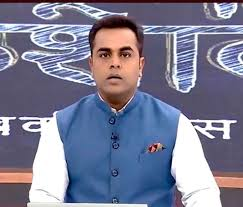 TheIncNews's tweet photo. नाम :- सुशांत सिन्हा 
पद :- टाइम्स नाउ नवभारत में पत्रकार 
योग्यता :- " सवर्ण " जाति है। 
काम :- कांग्रेस और SC-ST-OBC को गाली देना + भाजपा का टट्टी साफ़ करना। 

रीट्वीट करके इस ढोलक के लिए दो शब्द लिखो🙏🙏
 #CasteCensus #जाति_जनगणना https://t.co/BylTgf1KtJ