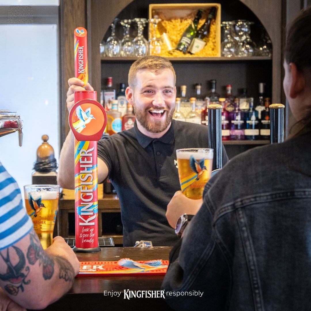 Name a better feeling than the barman spotting you and starting your pint before you even ask… I’ll wait

#KingfisherBeer #KingfisherUK #LookUpAndSeeTheBeauty