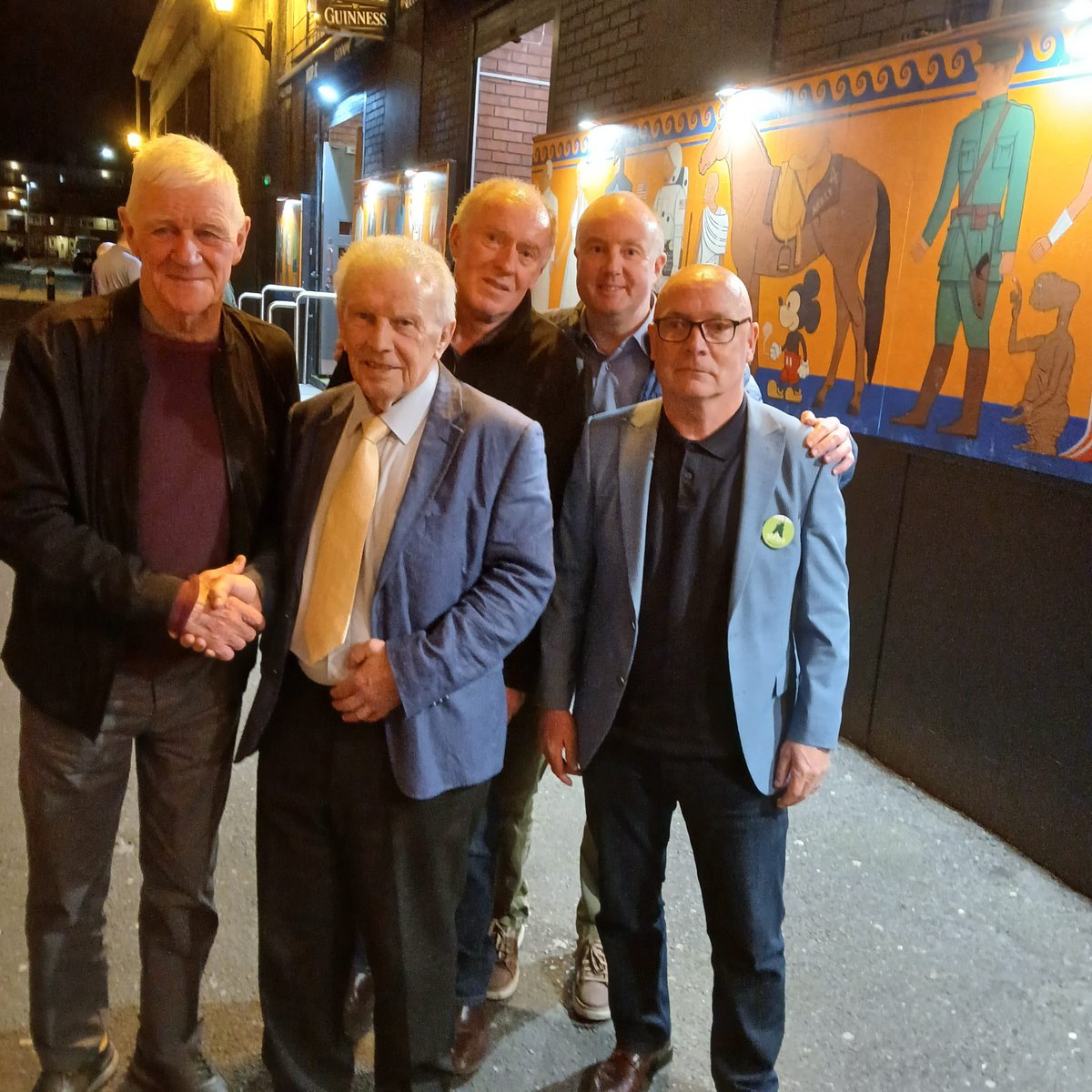 Picture with the great John Giles with Padraig Nicholson, Padraig Igoe and Dennis Clarke after the ‘3 Wise Men’ event at Vicar St. in aid of the Irish Professional Footballers Benevolent Association.  ⚽️🏆
