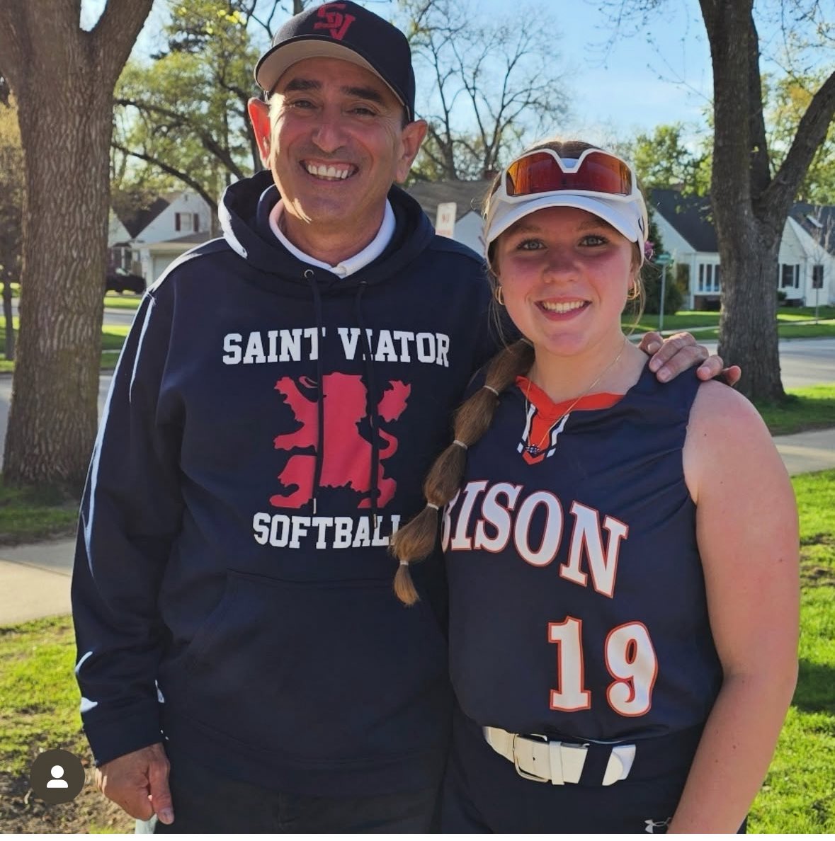Feeling the support from my coach <a href="/chicago_coach/">Charles P. Rocha</a> even when we were on opposing teams! Looking forward to the summer season. @KR_premier16u <a href="/KRFastpitch/">KR Fastpitch</a>