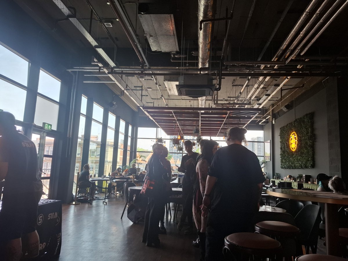 EzekialBone's tweet image. Hidden away from general eyes in VIP lounge @nottinghamarena plans are being laid for the @bigtattoomeltdown 24 + 25 May ☠️ A different side to #Robinhood will be hosting this huge #tattooart #tattooartist event 🎙️ Join us on the boneyard!💀@starrtattoo @VisitNotts @No1tingham