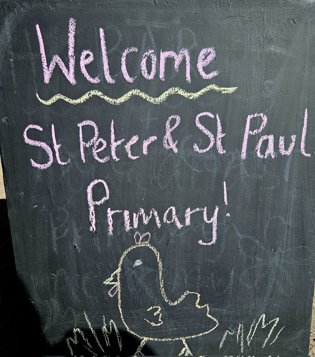 Governor perks/duties... A day at #StonehurstFarm with 45 <a href="/SPSPAcademy/">St Peter & St Paul Academy, Syston</a> EYFS pupils and their fabulous team of staff and volunteers. Amazing weather and brilliant pupils. 🐇🐐🐑🐖🐂🚜 <a href="/Rise_MAT/">Rise Multi Academy Trust</a>
