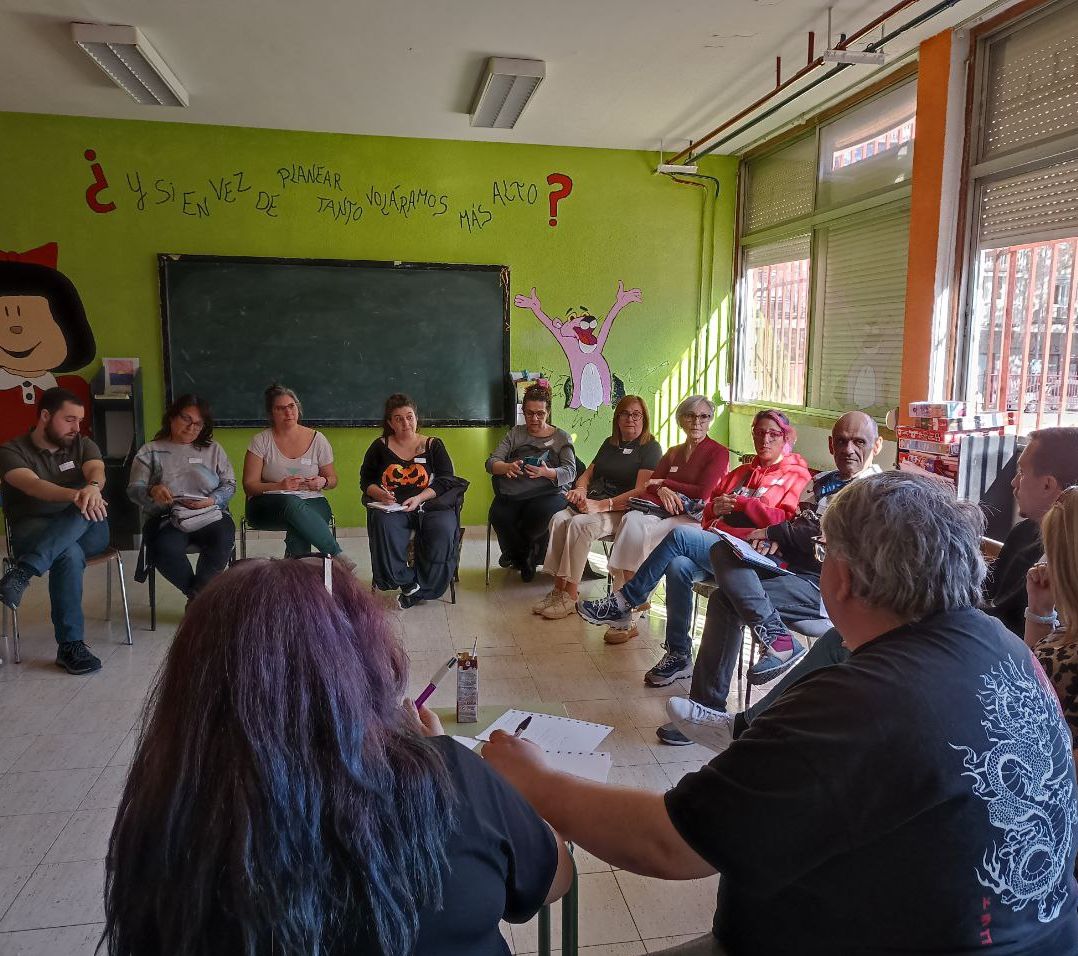 ✅La red de asociaciones y colectivos #ParticiParla se reúne mensualmente para trabajar en la mejora del tejido asociativo y, por tanto, en la mejora de Parla. ‼️

ℹ️¿Quieres saber más? Escúchalo por boca de sus participantes en  🚰
ayuntamientoparla.es/servicios/part…

<a href="/aytoparla/">Ayuntamiento de Parla</a>