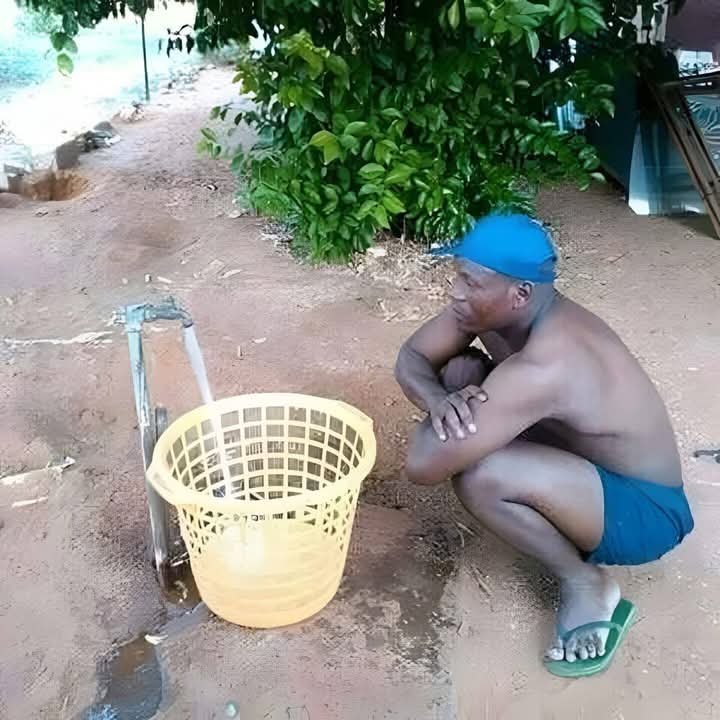 Cuando un chavista agarra agua.