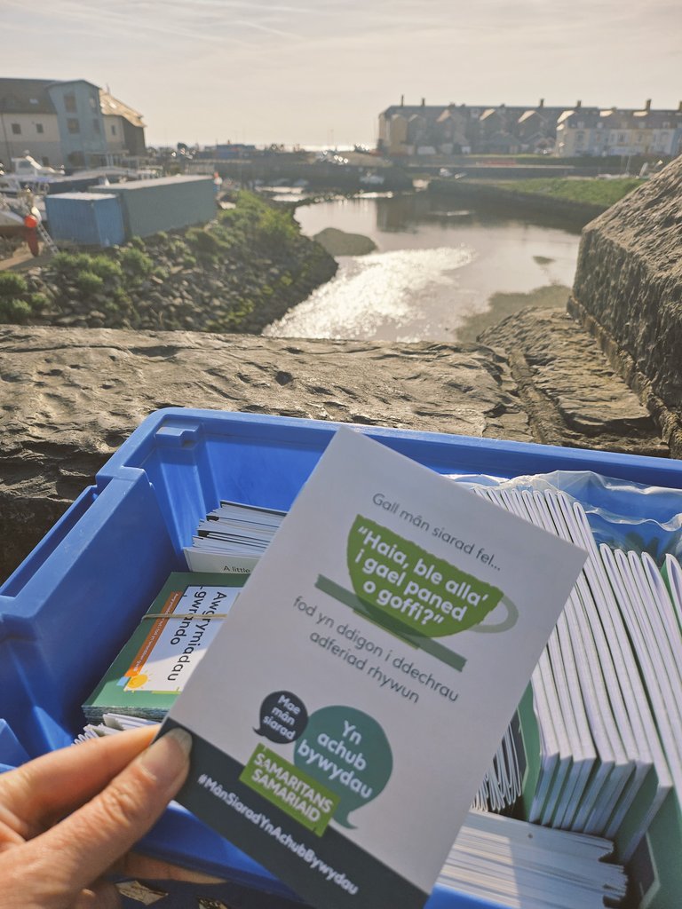 Festival Branch of Samaritans (@festivalsams) on Twitter photo 🥁 Our first festival of 2025 is... <a href="/machcomedyfest/">Mach Comedy Fest</a>! Massive shout out to the wonderful <a href="/aber_sams/">Aberystwyth Samaritans</a> for equipping us with this brilliant box of bilingual goodies. Ready to support our Welsh speaking callers Rydym yma i wrando (We are here to listen). #samaritans #samariaid 💚 🥁 Our first festival of 2025 is... <a href="/machcomedyfest/">Mach Comedy Fest</a>! Massive shout out to the wonderful <a href="/aber_sams/">Aberystwyth Samaritans</a> for equipping us with this brilliant box of bilingual goodies. Ready to support our Welsh speaking callers Rydym yma i wrando (We are here to listen). #samaritans #samariaid 💚