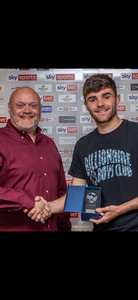 The Railwaymen Podcast (@railwaymenthe) on Twitter photo A legend of the club!
And next to <a href="/MarkBirtles/">Mark Birtles</a> is this year's winner of the Railwaymen Podcast Player Of The Season <a href="/maxconway47/">Max Conway</a>
Thanks to everyone who voted, and well done to Max, a very much deserved award! A legend of the club!
And next to <a href="/MarkBirtles/">Mark Birtles</a> is this year's winner of the Railwaymen Podcast Player Of The Season <a href="/maxconway47/">Max Conway</a>
Thanks to everyone who voted, and well done to Max, a very much deserved award!