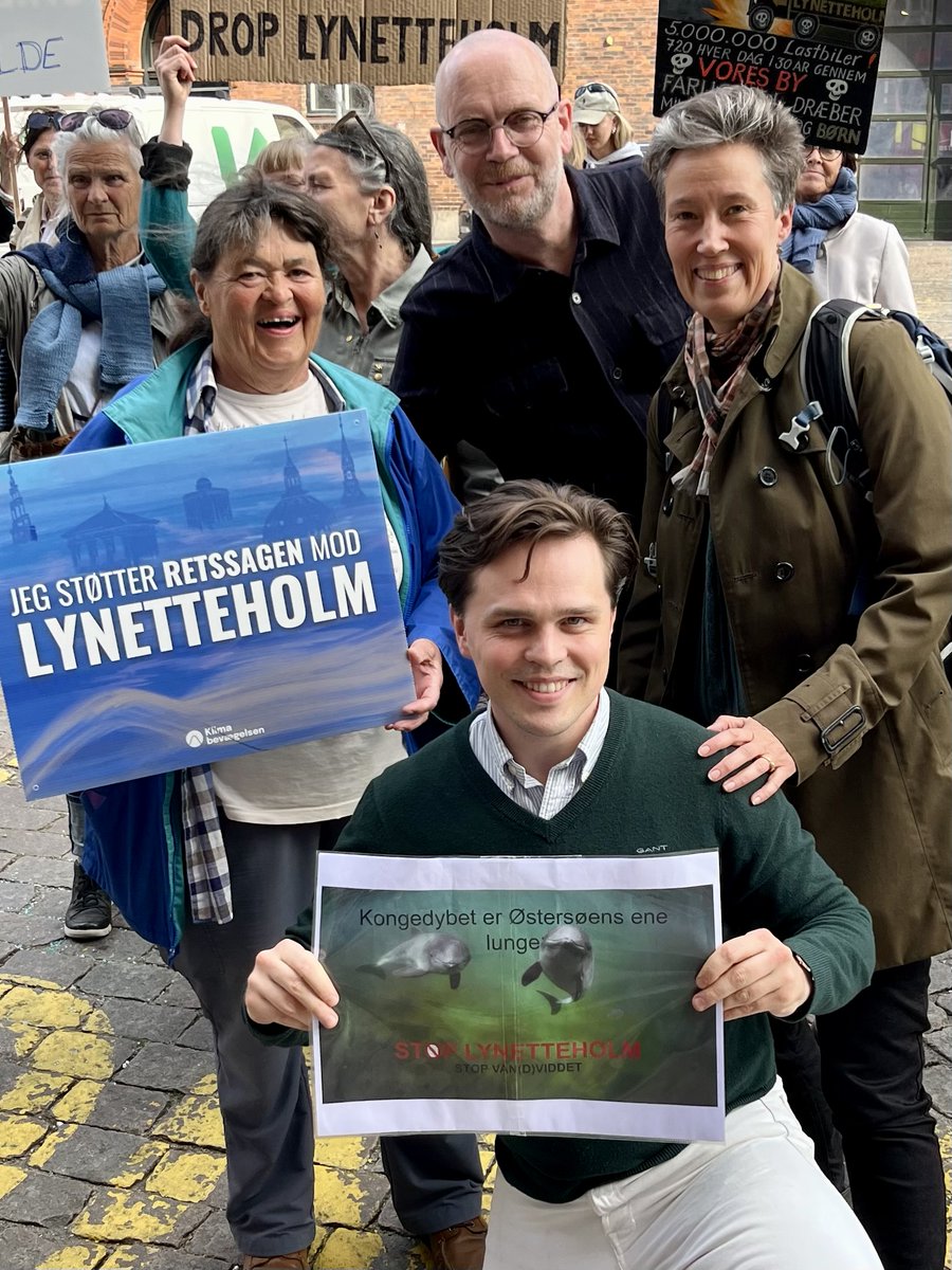 Så stop det dog! I dag skal vi på Københavns rådhus stemme om, hvorvidt vi skal lade priserne på offentlig transport stige for at finansiere en kunstig Dubai-ø i Øresund, en ekspres-vej for bilisterne og formentlig en række overordentligt dyre boliger. Alternativet siger nej!