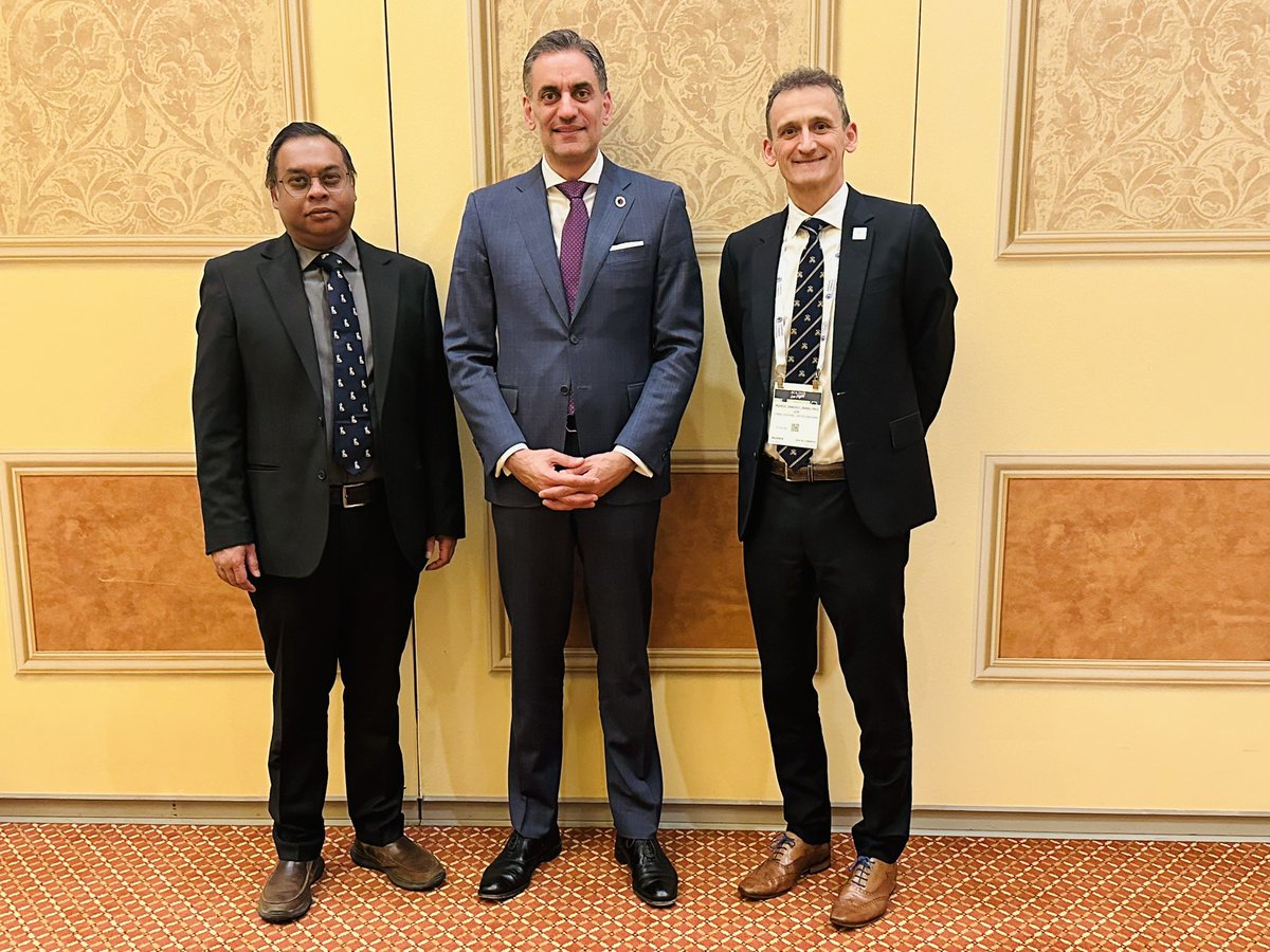 Shabi Ahmad (@shabi1009) on Twitter photo Great to meet friends from #AUA in #LasVegas - <a href="/BAUSurology/">BAUS</a> <a href="/ianpierce1970/">Ian Pierce</a> <a href="/shabi1009/">Shabi Ahmad</a> @josekaram5 - Amazing meeting Great to meet friends from #AUA in #LasVegas - <a href="/BAUSurology/">BAUS</a> <a href="/ianpierce1970/">Ian Pierce</a> <a href="/shabi1009/">Shabi Ahmad</a> @josekaram5 - Amazing meeting