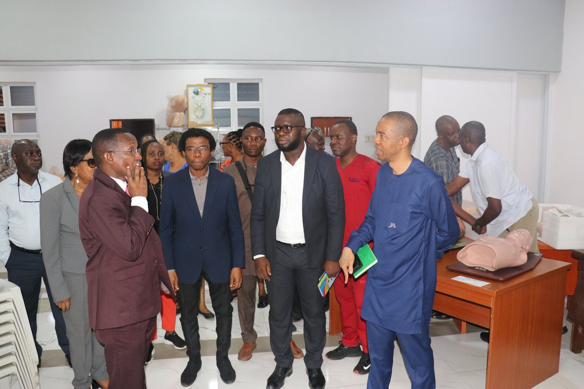 LASUCOM (LASU, College of Medicine) (@lasucomofficial) on Twitter photo 📰 Officials from <a href="/WHO/">World Health Organization (WHO)</a> & <a href="/FCDOGovUK/">Foreign, Commonwealth & Development Office</a> visited the College today, Wednesday 30th April, 2025 to explore support for our Nursing Programme.
Led by the British High Commission, they toured key facilities & discussed future collaborations with Provost <a href="/Profidowu/">Olufemi Idowu, Neurosurgeon</a> 📰 Officials from <a href="/WHO/">World Health Organization (WHO)</a> & <a href="/FCDOGovUK/">Foreign, Commonwealth & Development Office</a> visited the College today, Wednesday 30th April, 2025 to explore support for our Nursing Programme.
Led by the British High Commission, they toured key facilities & discussed future collaborations with Provost <a href="/Profidowu/">Olufemi Idowu, Neurosurgeon</a>