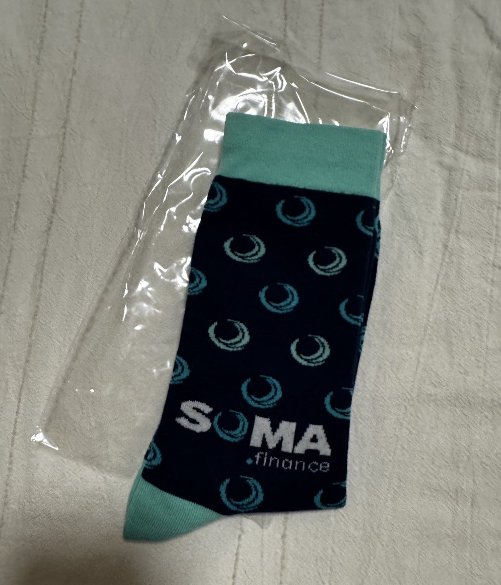 Wearing a fresh new pair of <a href="/SOMA_finance/">SOMA.finance | US Regulated Tokenization</a> socks to walk into the next phase of the $SOMA token with TGE taking place in a few hours 🌙