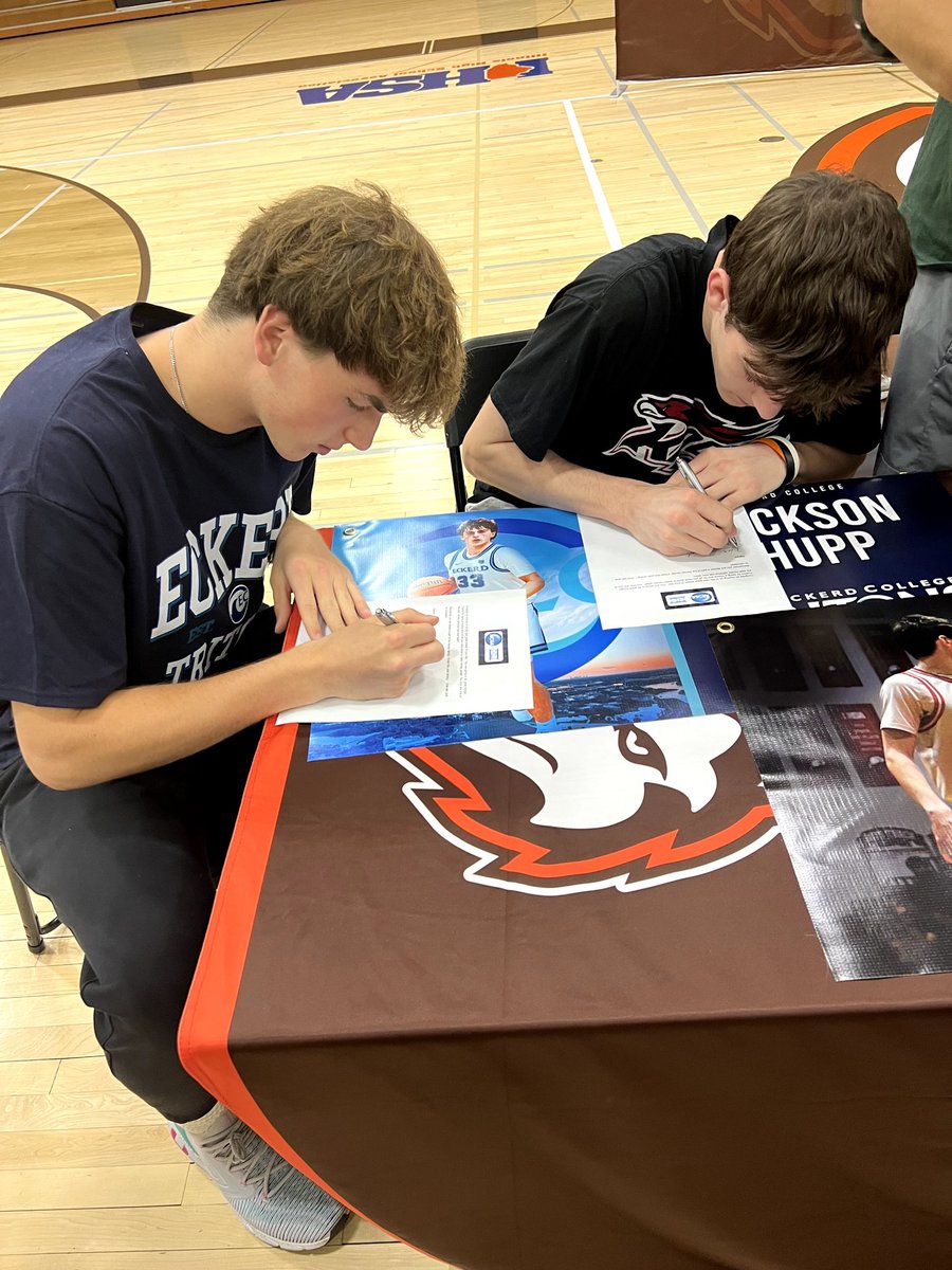 Special congratulations 👏 to Jackson Hupp and Nick Ahlquist as they sign their letters of intent to play at Eckerd (Hupp) and Ripon (Ahlquist) respectively! Congratulations fellas! 💪 #MUSH